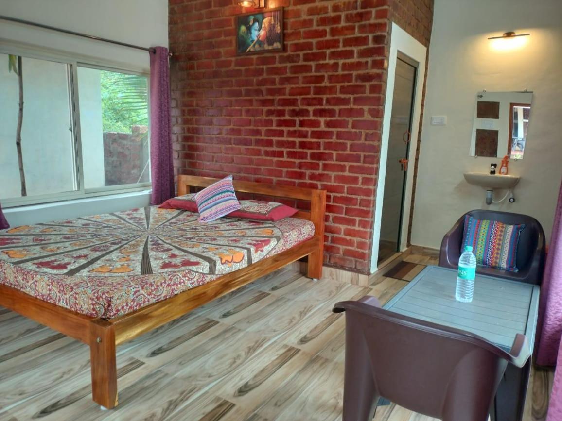 Riverstone Riverfront Stay Gokarna  Bilik gambar