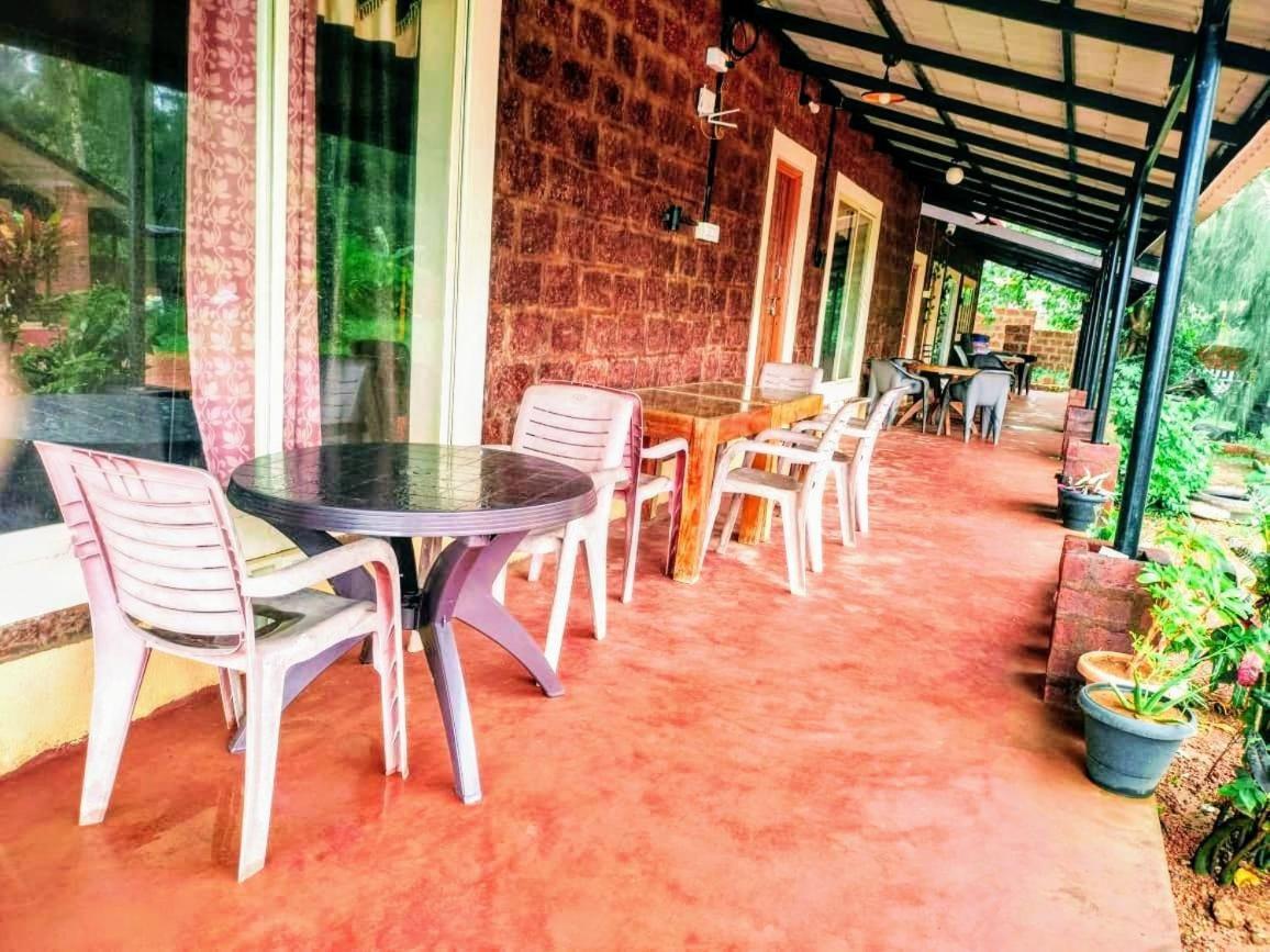 Riverstone Riverfront Stay Gokarna  Bilik gambar